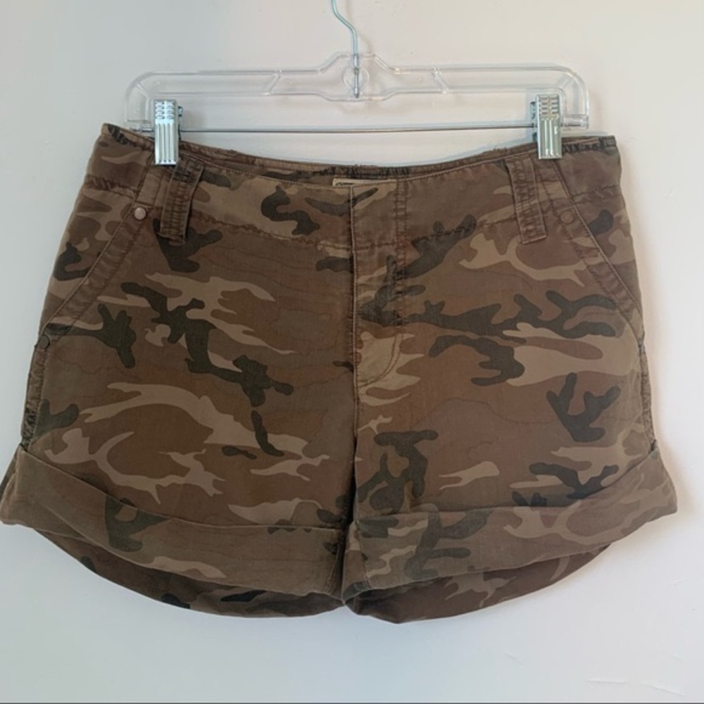 Fillmore California Silk Rayon Tie Back Detail Relaxed Shorts